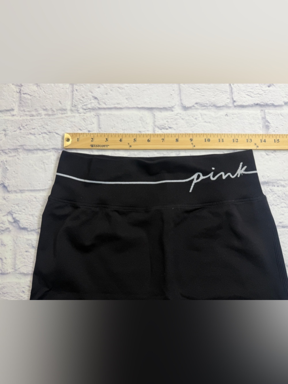 PINK Black High-Waist Leggings. Size Large. - Picture 4 of 7